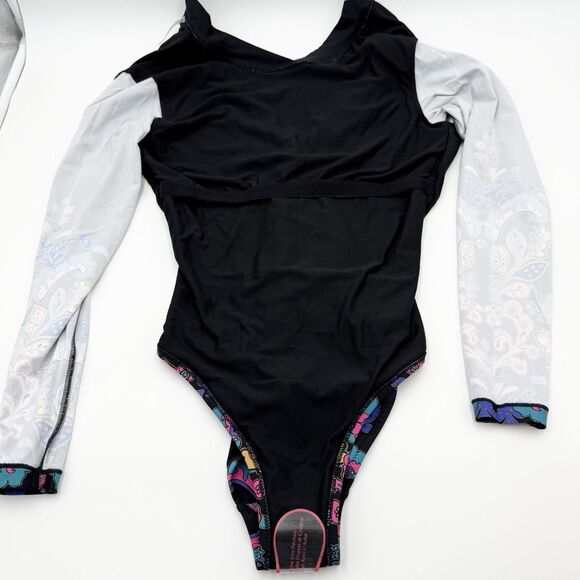 Johnny Was Fatima Cross Over Neck Surf One Piece Swimsuit Rash Guard Small - Picture 8 of 8